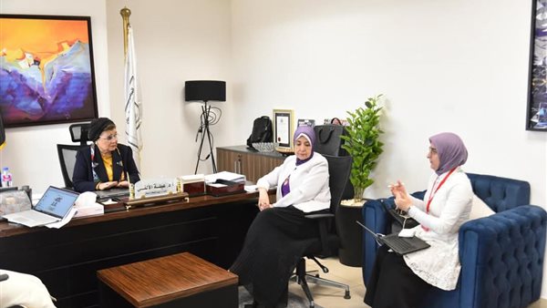 الصحة تبحث تعزيز دور الشباب في التوعية لتحسين الخصائص السكانية الصحة تبحث تعزيز دور الشباب في التوعية لتحسين الخصائص السكانية