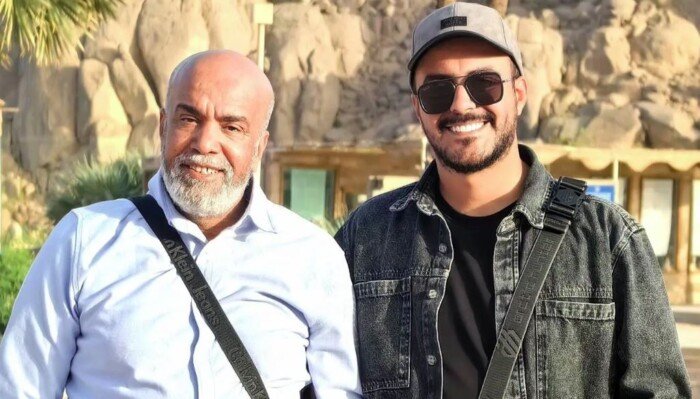 بعد وفاة والده.. نجل سليمان عيد يوجه رسالة غامضة: «اللي دفع جنية يبلغني» بعد وفاة والده.. نجل سليمان عيد يوجه رسالة غامضة: «اللي دفع جنية يبلغني»