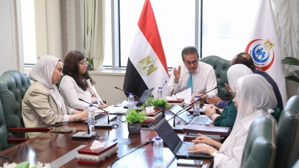 الصحة: خطة شاملة لتحسين جودة خدمات الغسيل الكلوي وتوطين صناعة الفلاتر الصحة: خطة شاملة لتحسين جودة خدمات الغسيل الكلوي وتوطين صناعة الفلاتر
