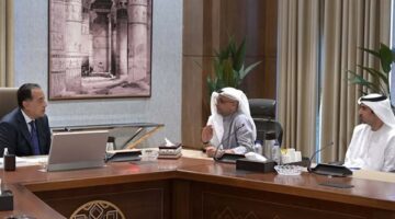 رئيس الوزراء يتابع مستجدات تنفيذ مشروع مدينة "رأس الحكمة"
