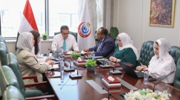 وزير الصحة يبحث مقترحات تطوير الخدمات الطبية وتوطين صناعة فلاتر الغسيل الكلوي