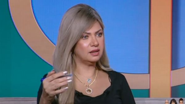 “اوعى تسلم على الشخص اللي مبتحبوش”.. تحذير مهم من خبيرة طاقة (فيديو) “اوعى تسلم على الشخص اللي مبتحبوش”.. تحذير مهم من خبيرة طاقة (فيديو)