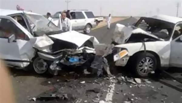 إصابة 7 أشخاص في حادث تصادم على الطريق السياحي بالهرم إصابة 7 أشخاص في حادث تصادم على الطريق السياحي بالهرم