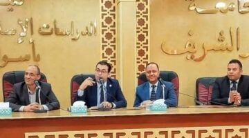 مرصد الأزهر يناقش تحديات التطرف وسبل المواجهة في ندوة بأسوان .. صور