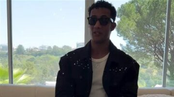 محمد رمضان ميلبسش برا محمد رمضان يفكه.. أول تعليق من نمبر وان على جدل إطلالته في حفل كوتشيلا