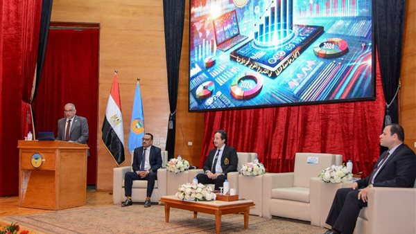 جامعة طنطا تتصدر الجامعات المصرية في محو الأمية بـ33 ألف مستفيد جامعة طنطا تتصدر الجامعات المصرية في محو الأمية بـ33 ألف مستفيد