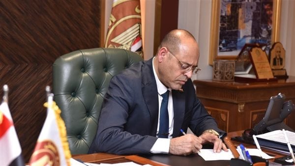التقديم لمدة 5 أيام.. وزارة العمل تعلن توافر وظائف بالسعودية برواتب تصل لـ 4000 ريال التقديم لمدة 5 أيام.. وزارة العمل تعلن توافر وظائف بالسعودية برواتب تصل لـ 4000 ريال