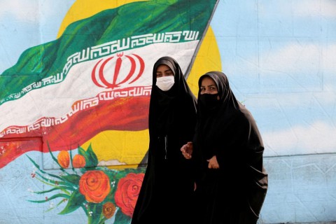 إيران تعلن تأجيل المحادثات النووية مع أمريكا دون توضيح الأسباب.. وحديث عن “تقدم إيجابي” وقرب التوصل لاتفاق إيران تعلن تأجيل المحادثات النووية مع أمريكا دون توضيح الأسباب.. وحديث عن “تقدم إيجابي” وقرب التوصل لاتفاق