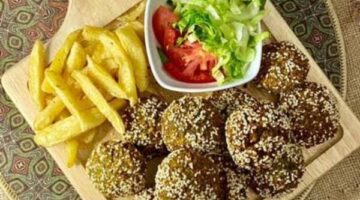 خطوة بخطوة.. طريقة عمل طعمية البطاطس للشيف نجلاء الشرشابي