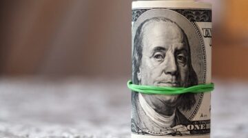 بعد تراجعه.. أسعار الدولار اليوم الأربعاء في مصر