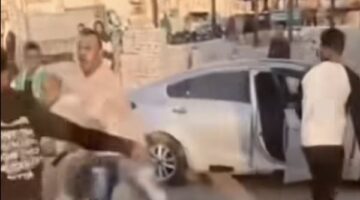 بالصور.. شباب يعتدون على عامل دليفري بحدائق أكتوبر ومطالب بتدخل الشرطة