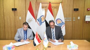 أخبار قنا: إطلاق إشارة بدء موسم حصاد القمح.. وبروتوكول بين المحافظة والجامعة بشأن مكتبة مصر العامة