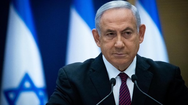 مساعد وزير الخارجية الفلسطيني الأسبق: نتنياهو يتلاعب بالمفاوضات ويخطط لتقسيم غـ.ـزة مساعد وزير الخارجية الفلسطيني الأسبق: نتنياهو يتلاعب بالمفاوضات ويخطط لتقسيم غـ.ـزة