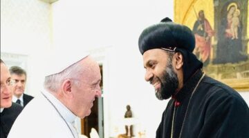 مار ثيوفيلوس كورياكوس ناعيا البابا فرنسيس: "فقدت الإنسانية قائدًا روحيًا فريدًا"