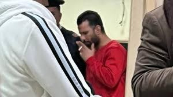 بعد قليل.. استئناف المتهم بإنهاء حياة اللواء اليمني على إعدامه بعد قليل.. استئناف المتهم بإنهاء حياة اللواء اليمني على إعدامه