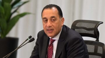 رئيس الوزراء يهنئ وزير الدفاع بعيد تحرير سيناء
