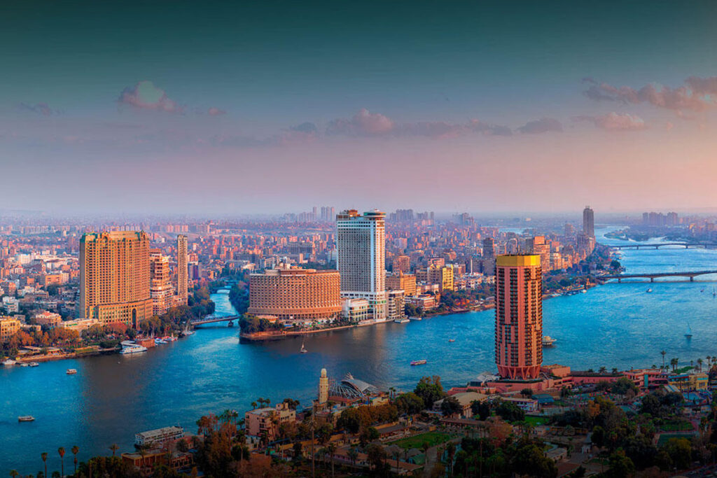 سعر الذهب اليوم في مصر الأربعاء 23-4-2025.. عيار 21 يهبط