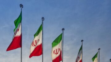إيران تدين عقوبات جديدة فرضتها واشنطن مع تواصل مفاوضات النووي