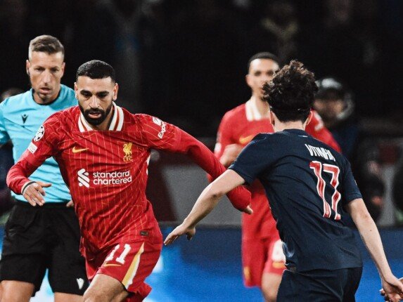 محمد صلاح يثير الجدل بين جماهير ليفربول بسبب صورة محمد صلاح يثير الجدل بين جماهير ليفربول بسبب صورة
