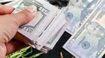 الدولار بأعلى سعر للشراء في مصرف أبو ظبي الإسلامي