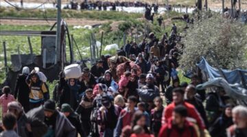 “حكومة غزة” تحذر الفلسطينيين من شائعات تدفعهم نحو الهجرة وتعتبرها جزء من حملة خبيثة يقودها الاحتلال