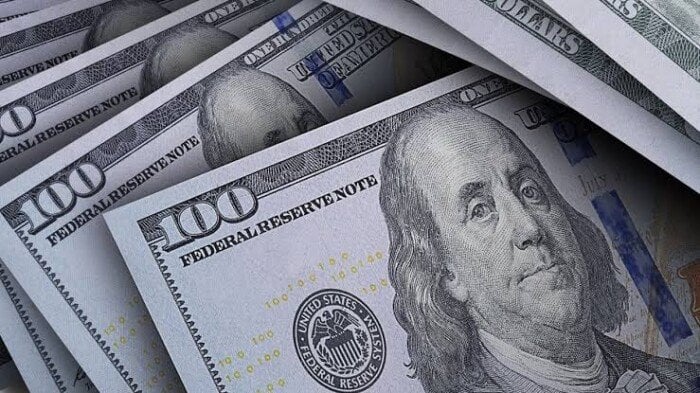 سعر الدولار في نهاية تعاملات اليوم الأربعاء 23 أبريل.. «الأخضر يتراجع»