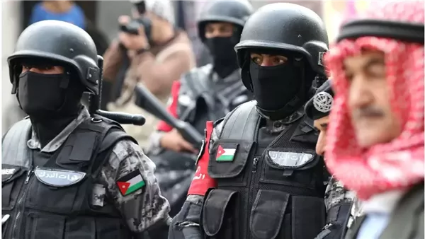 الأردن يحظر الإخوان ويصادر مكاتبهم.. ووزير سابق: كفاهم مزايدة واستفزازا لمصر والمملكة الأردن يحظر الإخوان ويصادر مكاتبهم.. ووزير سابق: كفاهم مزايدة واستفزازا لمصر والمملكة