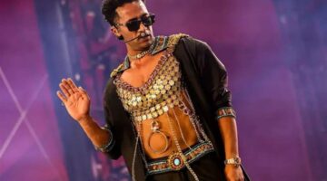 محمد رمضان يخرج عن صمته و يرد على منتقدي إطلالته في كوتشيلا