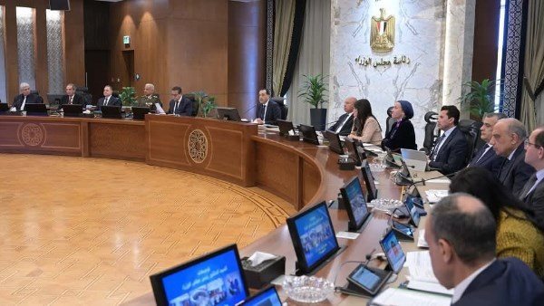 مجلس الوزراء يوافق على 13 قرار خلال اجتماعه الأسبوعى.. التفاصيل مجلس الوزراء يوافق على 13 قرار خلال اجتماعه الأسبوعى.. التفاصيل