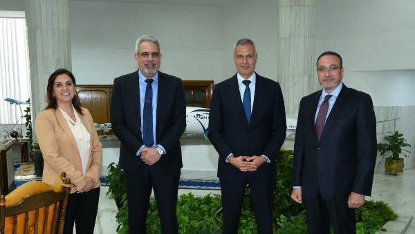 رئيس مصر للطيران يلتقي نائب رئيس الاتحاد الدولى للنقل الجوى لأفريقيا والشرق الأوسط IATA رئيس مصر للطيران يلتقي نائب رئيس الاتحاد الدولى للنقل الجوى لأفريقيا والشرق الأوسط IATA