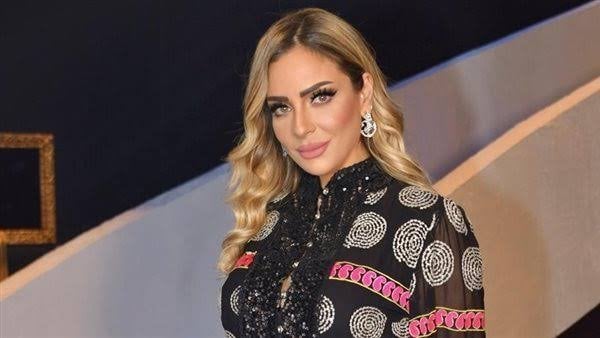 تعليق ريم البارودي على إطلالة محمد رمضان: النصيحة على الملأ فضيحة تعليق ريم البارودي على إطلالة محمد رمضان: النصيحة على الملأ فضيحة
