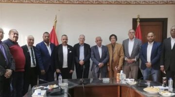 رئيس اتحاد عمال مصر يلتقي عدداً من الوفود العمالية العربية