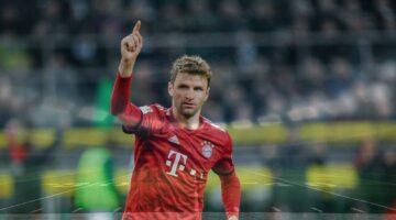 توماس مولر يرفض فيورنتينا وسينسيناتي ويودع بايرن ميونيخ