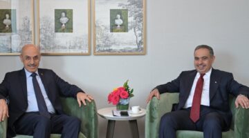 وزير المالية يجتمع مع رئيس مجموعة البنك الإسلامي للتنمية