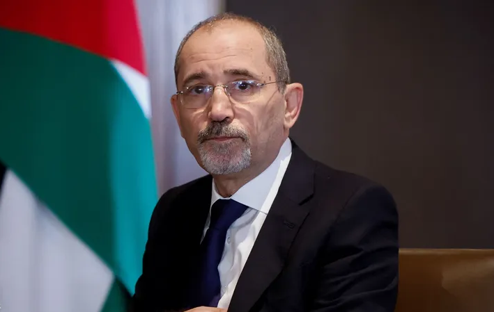 الأردن يؤكد دعم جهود قطر ومصر والولايات المتحدة لوقف إطلاق النار في غزة الأردن يؤكد دعم جهود قطر ومصر والولايات المتحدة لوقف إطلاق النار في غزة