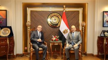 مصر وتركيا على طريق الشراكة الصناعية.. استثمارات تركية مرتقبة في قطاعات الغزل والأسمدة والفنادق