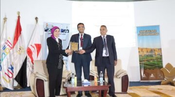 رئيس جامعة الأقصر تفتتح فعاليات المؤتمر الدولي لكلية الألسن.. صور