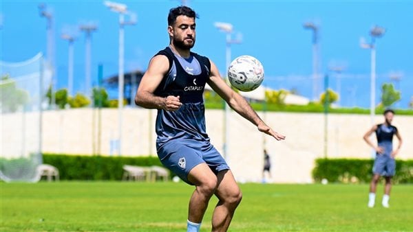 حمزة المثلوثي: لم أتوقع ما حدث في أزمة زيزو.. ورحيله خسارة كبيرة لنادي الزمالك حمزة المثلوثي: لم أتوقع ما حدث في أزمة زيزو.. ورحيله خسارة كبيرة لنادي الزمالك