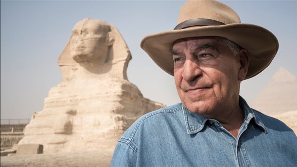 زاهي حواس يكشف آخر تفاصيل جهود استعادة حجر رشيد ورأس نفرتيتي (فيديو) زاهي حواس يكشف آخر تفاصيل جهود استعادة حجر رشيد ورأس نفرتيتي (فيديو)