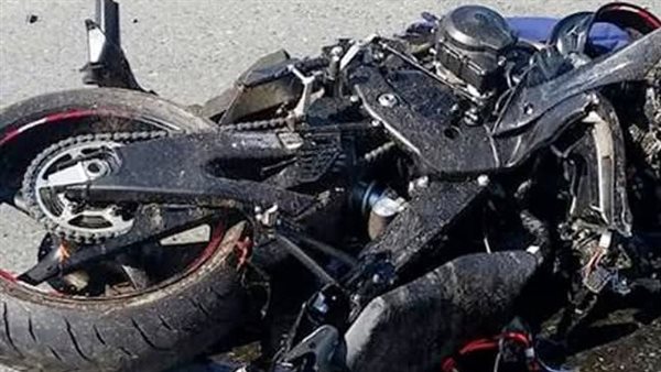 أعلى طريق كورنيش أسوان.. إصابة 3 أشخاص في حادث دراجة نارية أعلى طريق كورنيش أسوان.. إصابة 3 أشخاص في حادث دراجة نارية