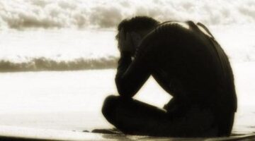 نصيحة أمين الفتوى لشاب كلما أقلع عن الذنب عاد إليه من جديد