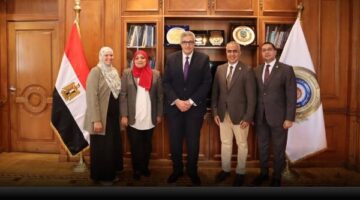 الأعلى للجامعات يكرم الفريق المشارك في تنظيم فعاليات ملتقى الجامعات المصرية الفرنسية