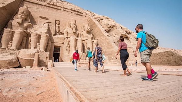 خطوة جديدة من الحكومة لتحقيق حلم الوصول لـ30 مليون سائح.. شوف اية الحكاية خطوة جديدة من الحكومة لتحقيق حلم الوصول لـ30 مليون سائح.. شوف اية الحكاية