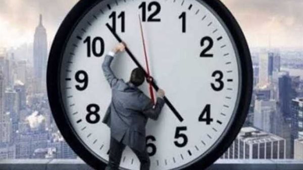 موعد بدء تطبيق التوقيت الصيفي 2025 رسميًا في مصر موعد بدء تطبيق التوقيت الصيفي 2025 رسميًا في مصر