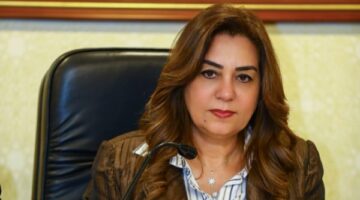 وزيرة التنمية المحلية تعتمد حركة تغييرات محدودة في 5 محافظات