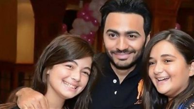 هو اللي اكتشفها.. سبب غياب تامر حسني عن حفل زفاف ليلى زاهر وهشام جمال هو اللي اكتشفها.. سبب غياب تامر حسني عن حفل زفاف ليلى زاهر وهشام جمال