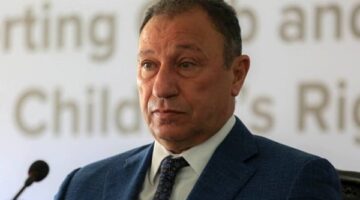 رئيس جرين هيلز يكشف كواليس مكالمة الخطيب.. والانقسام بشأن عودة مصطفى القاضي