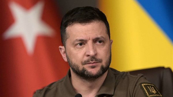 الرئيس الأوكراني يبدأ زيارة رسمية لجنوب إفريقيا الرئيس الأوكراني يبدأ زيارة رسمية لجنوب إفريقيا