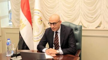 وزير التعليم يهنئ الرئيس السيسي بالذكرى الـ 43 لعيد تحرير سيناء