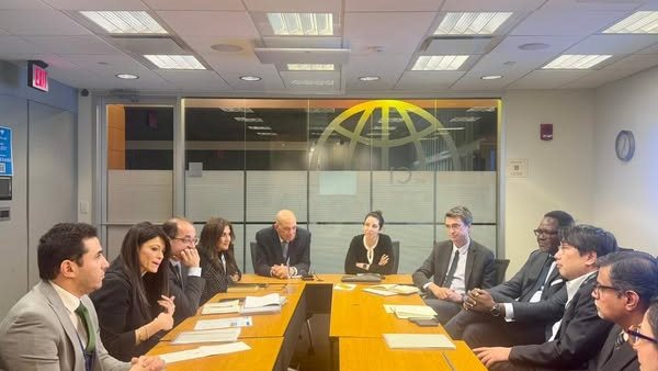 وزيرة التخطيط تبحث مع مسئولي وكالة «ميجا» توسيع ضمانات الاستثمار في السوق المصري وزيرة التخطيط تبحث مع مسئولي وكالة «ميجا» توسيع ضمانات الاستثمار في السوق المصري